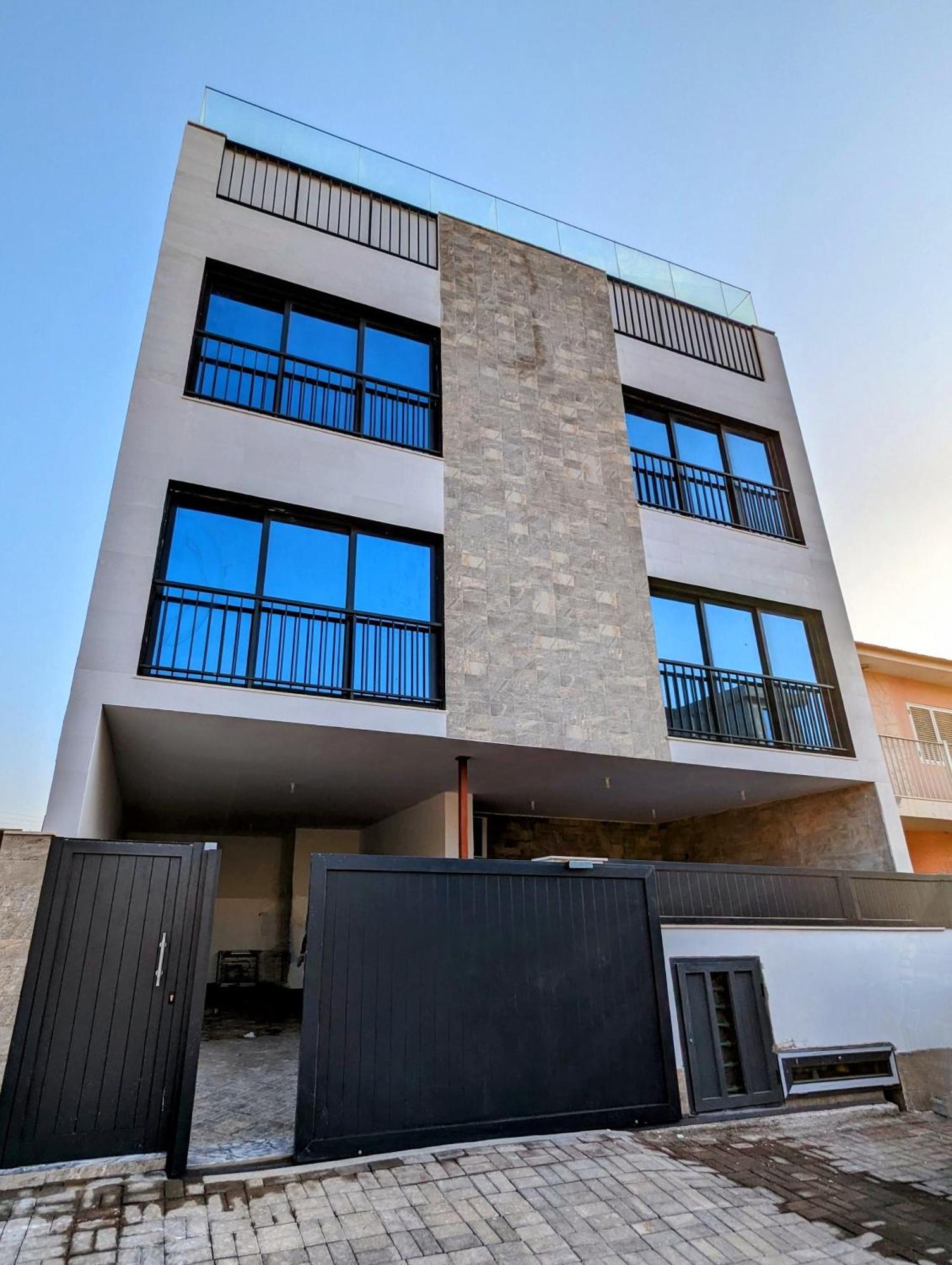 Bay - 1bdr - Sea View - 2
